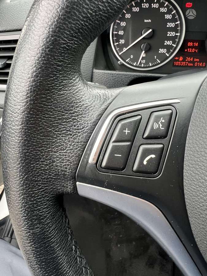 BMW X1 2013 — фото 12
