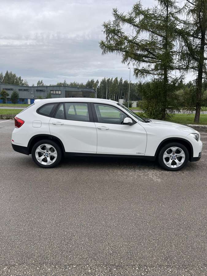 BMW X1 2013 — двигун 1995 cm³, 150 HP (110kW)