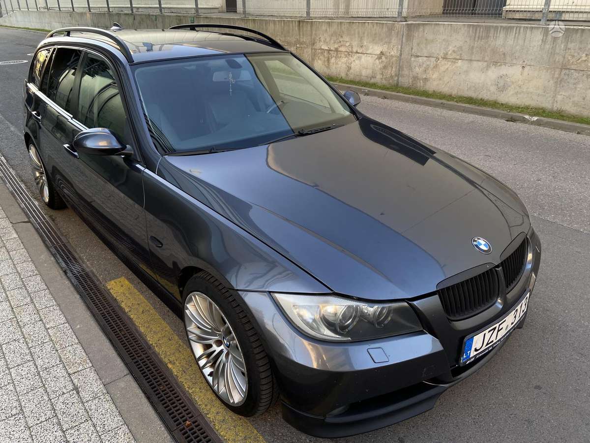 BMW 320 2008 — photo 8