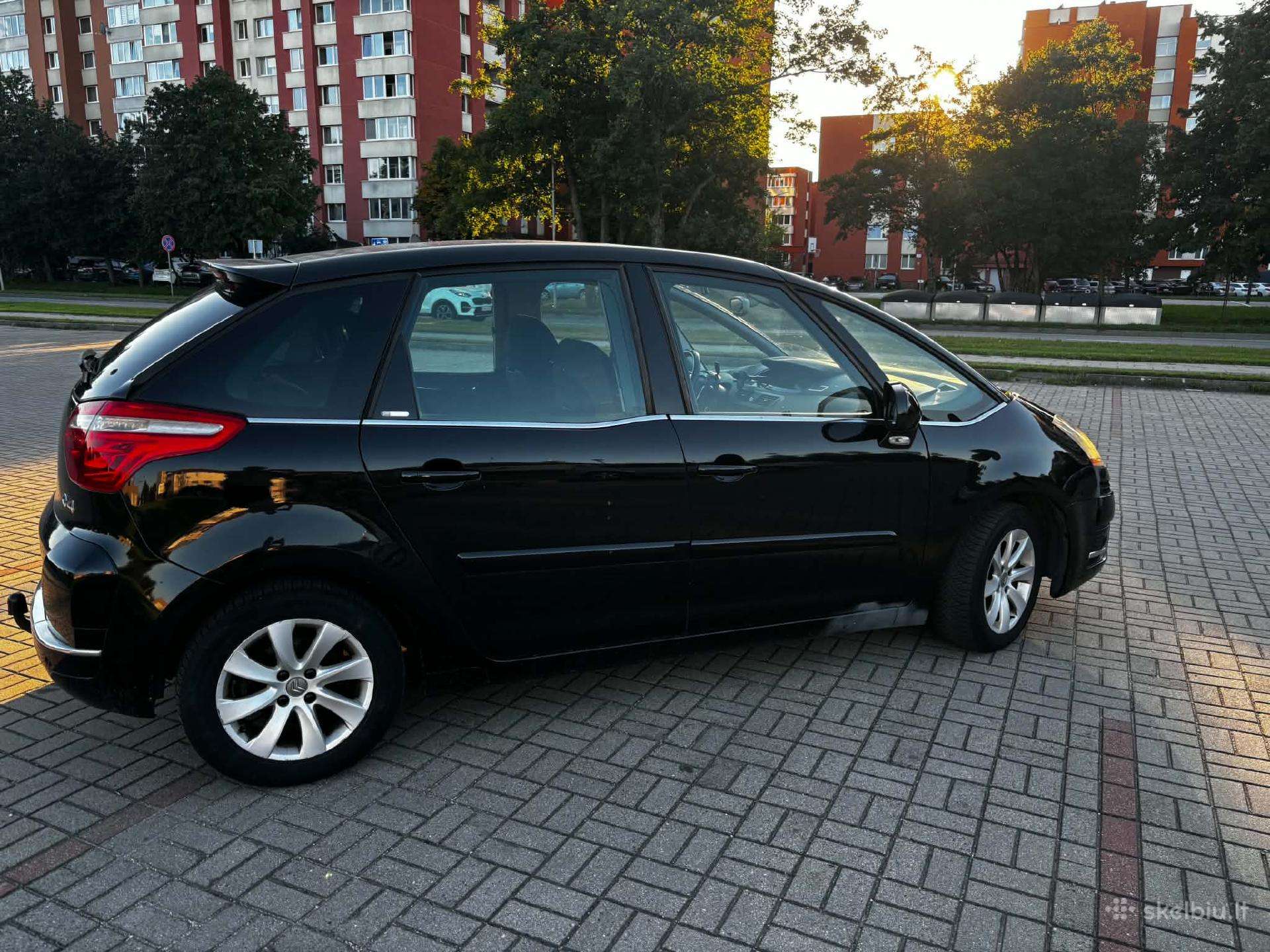 Citroen C4 2008 — engine 1600 cm³, 109 HP (80kW)
