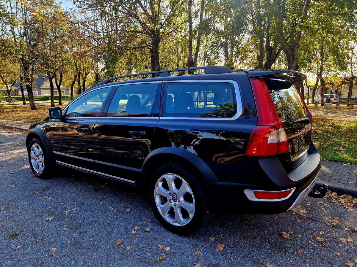Volvo XC70, 2010
