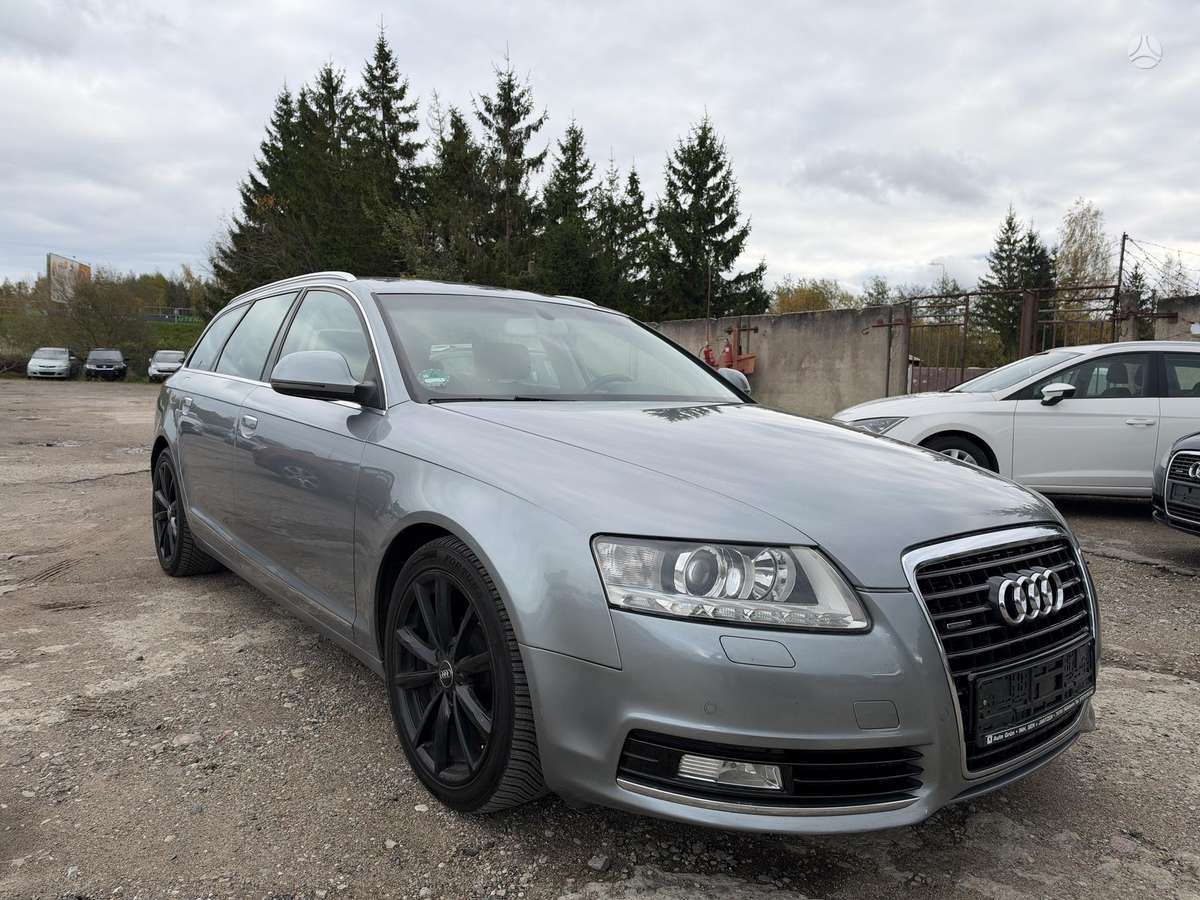Audi A6 2011 — вигляд ззаду