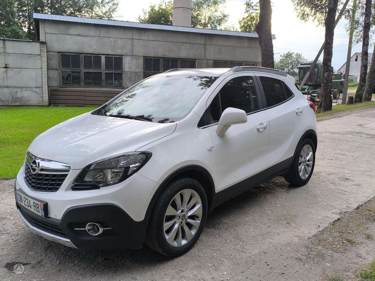Opel Mokka 2015 — interior