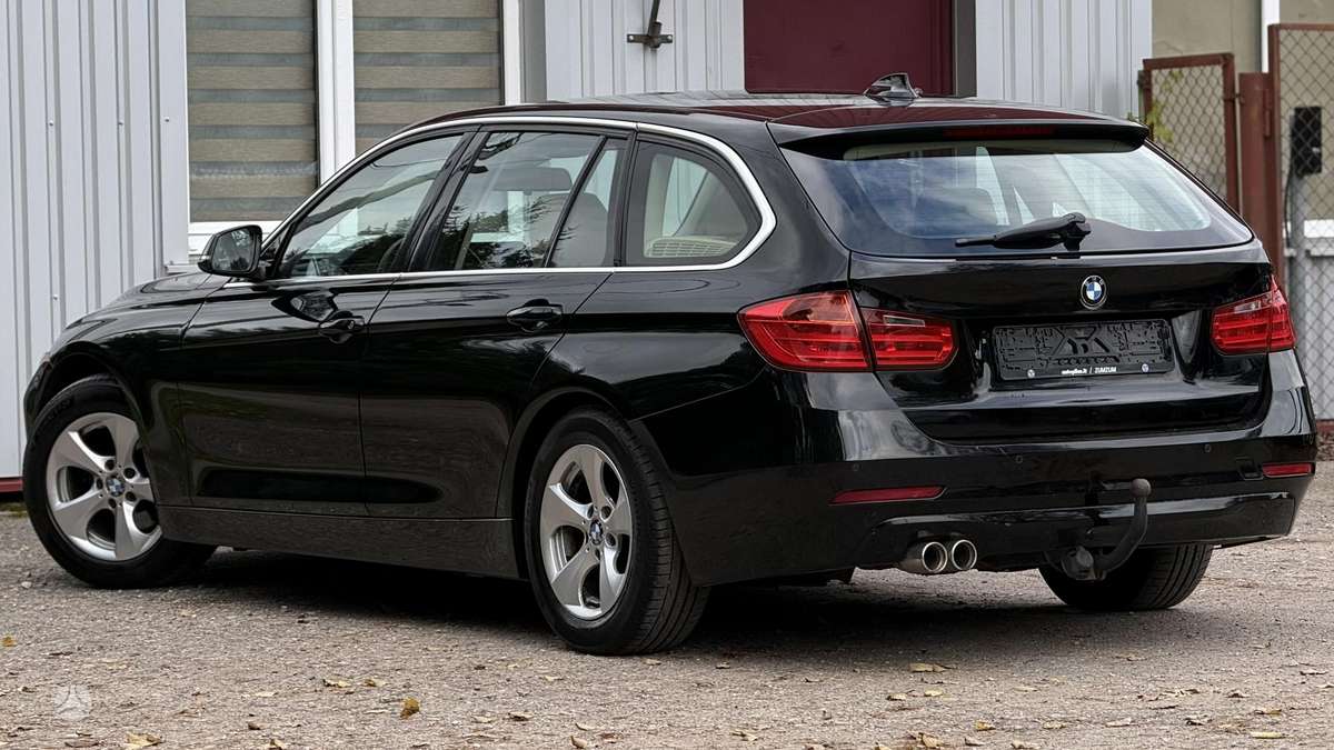 BMW 318 2013 — двигун 1995 cm³, 143 HP (105kW)