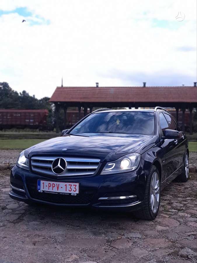 Mercedes-Benz C180 2012 — vehicle for AFU Ukraine