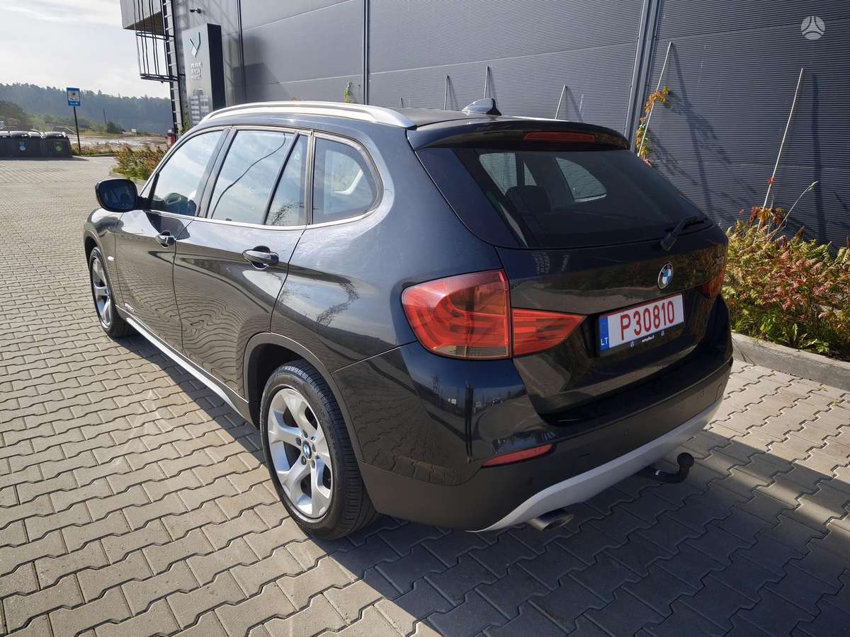 BMW X1 2011 — photo 5