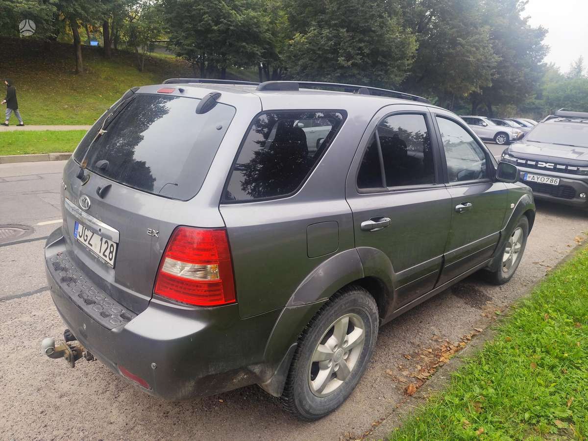 Kia Sorento 2007 — interior