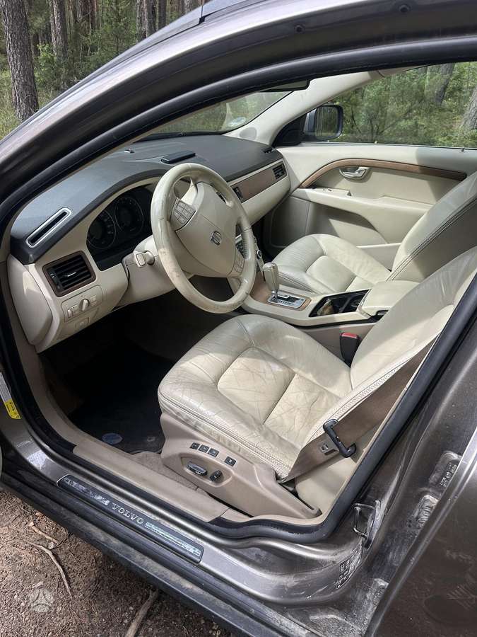 Volvo XC70 2007 — photo 10