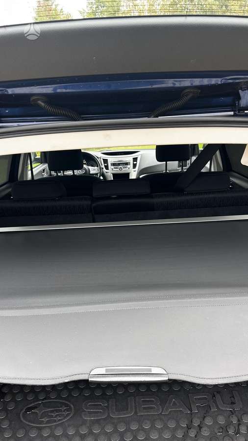 Subaru Legacy 2010 — photo 30