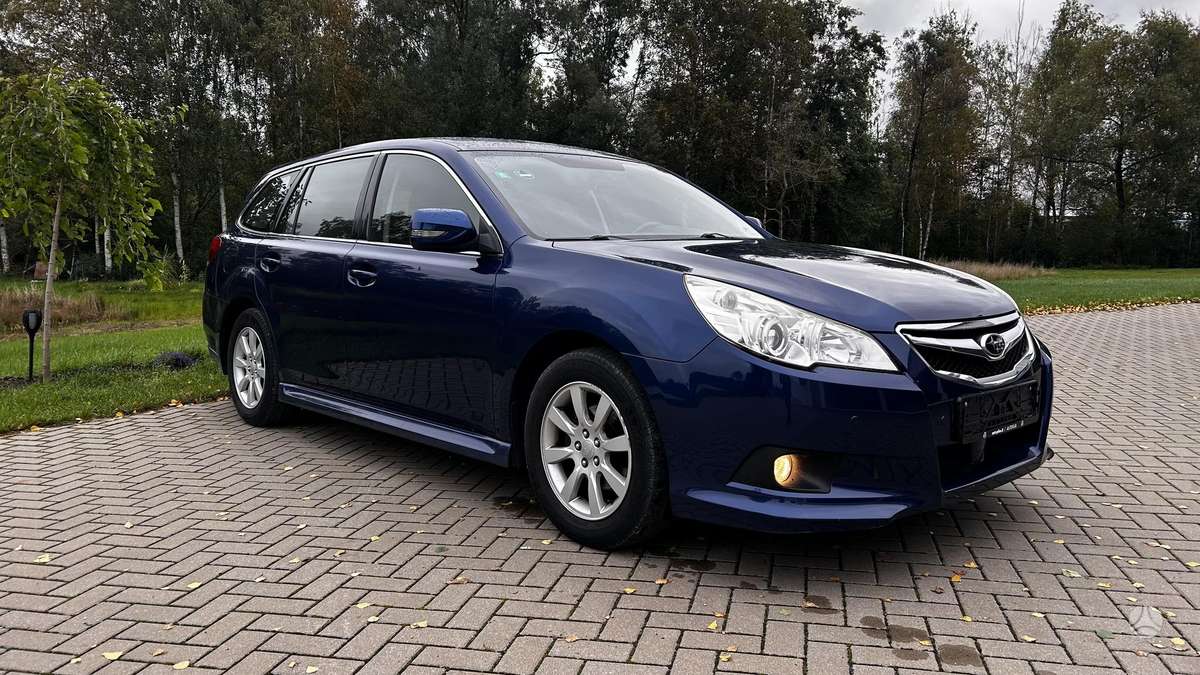 Subaru Legacy 2010 — photo 5