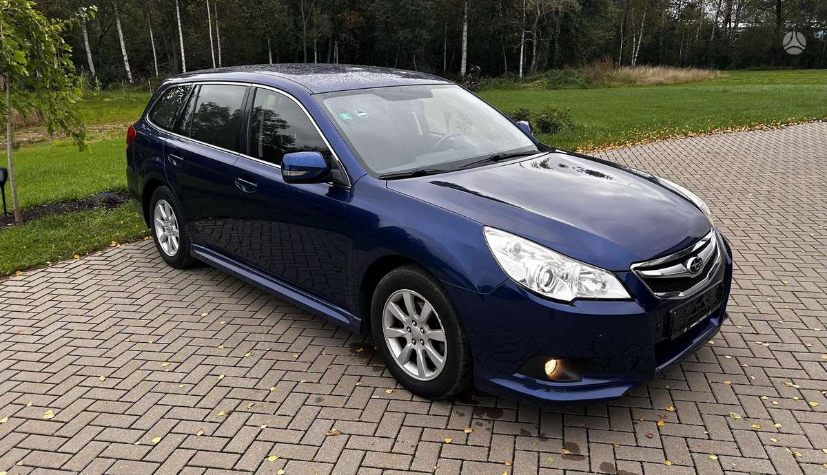Subaru Legacy 2010 — photo 6