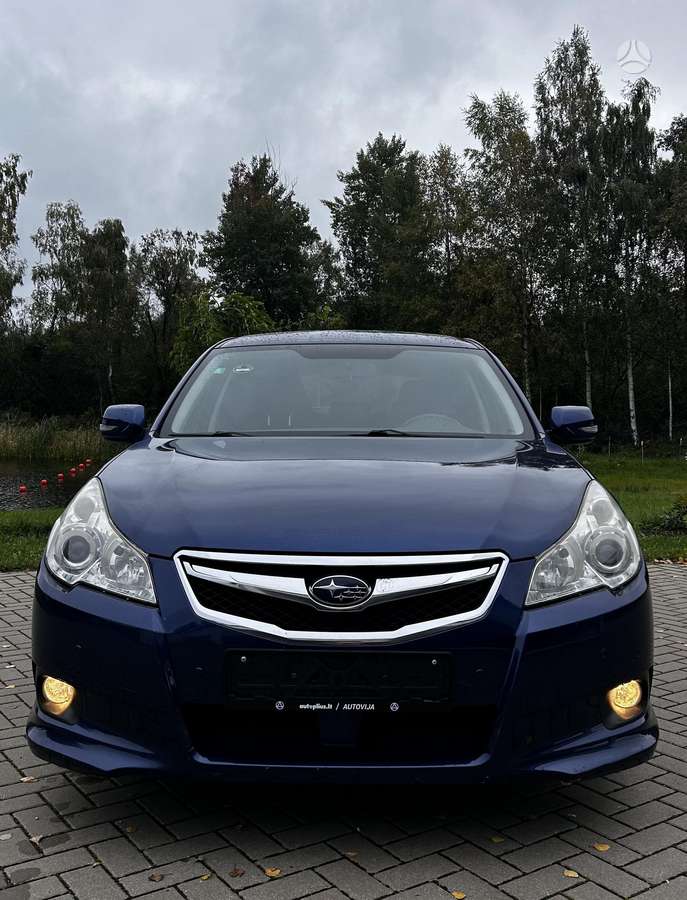 Subaru Legacy 2010 — photo 9