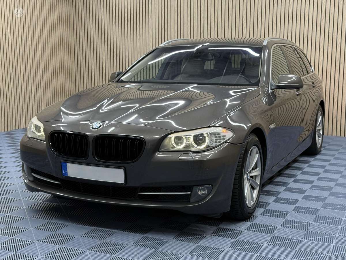 BMW 525 2011 — engine 2993 cm³, 204 HP (150kW)