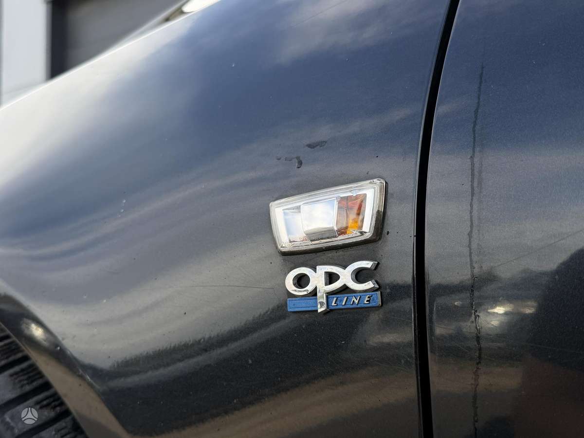 Opel Insignia 2009 — photo 5
