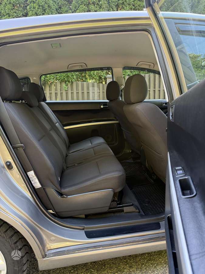 Toyota Corolla 2005 — photo 10
