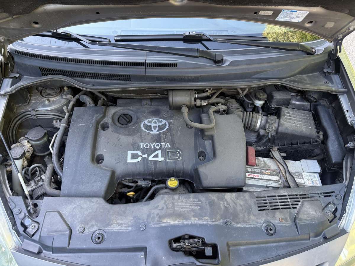 Toyota Corolla 2005 — photo 16