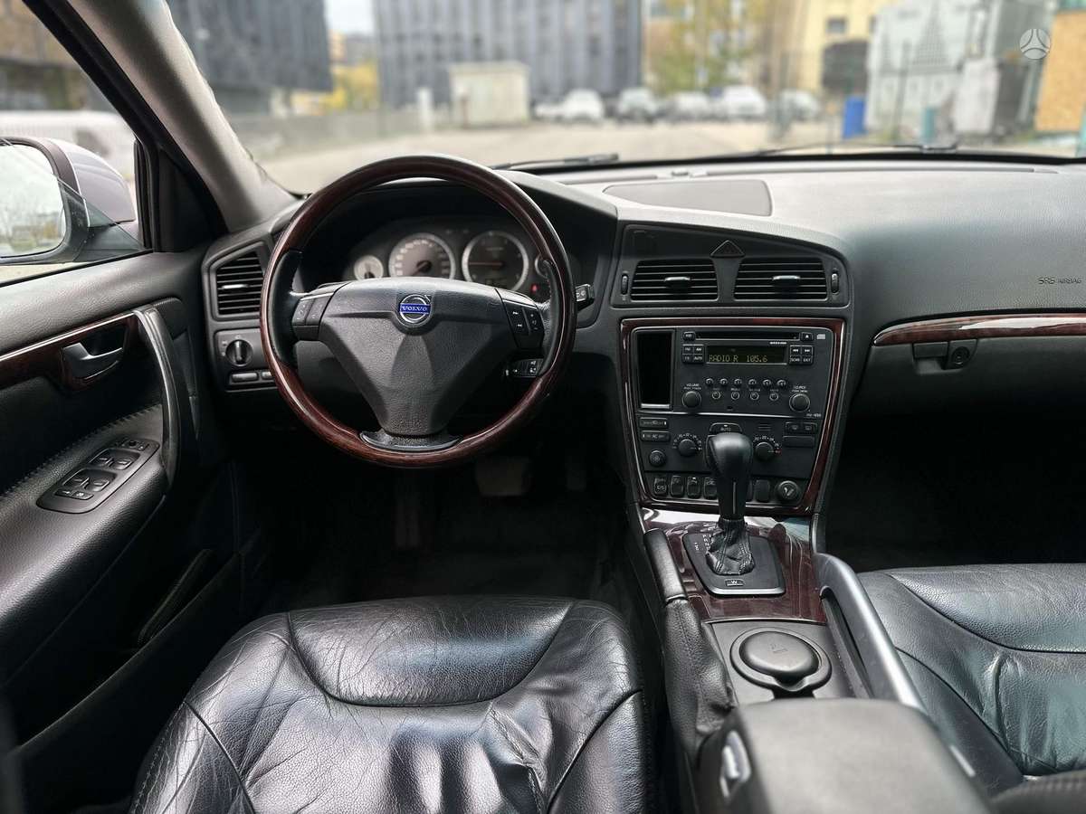 Volvo XC70 2007 — photo 11