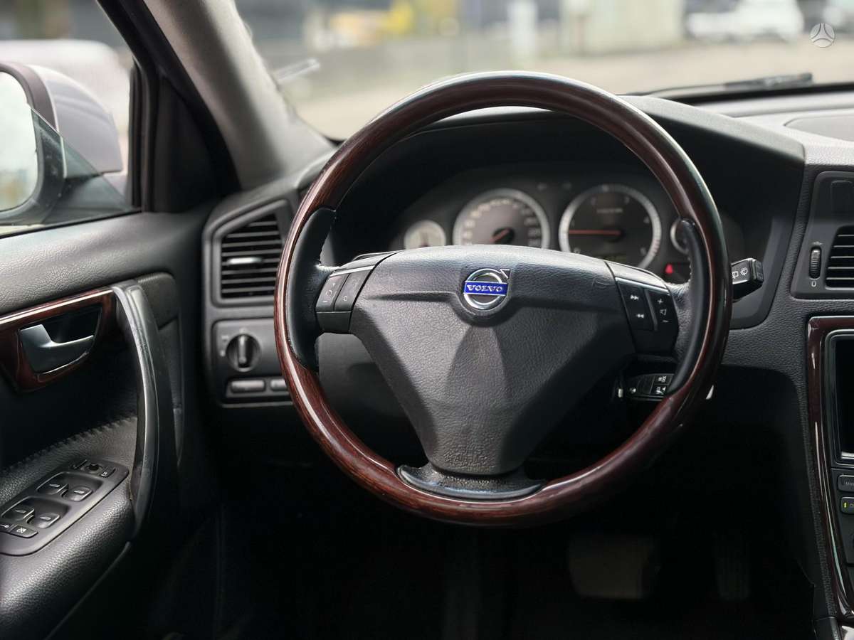 Volvo XC70 2007 — photo 12