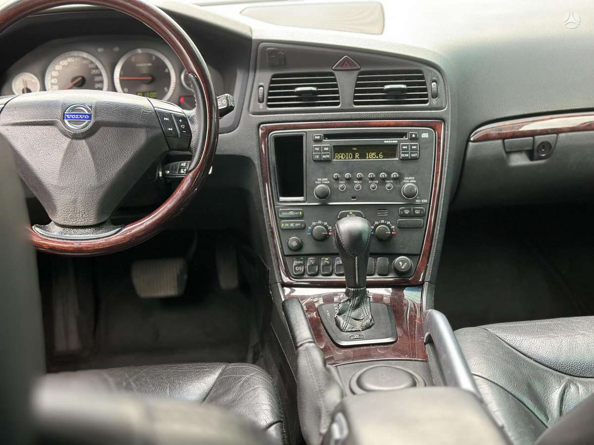 Volvo XC70 2007 — photo 13