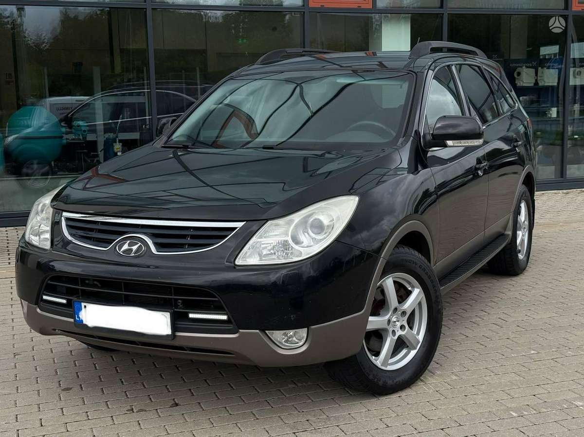 Hyundai ix55 2011 — interior