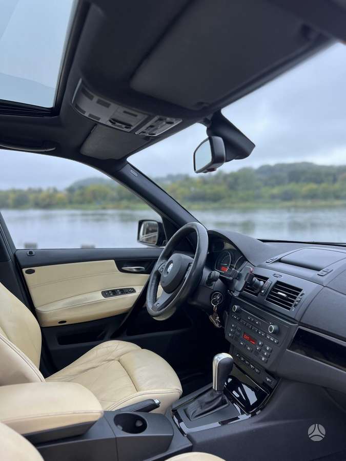 BMW X3 2009 — photo 15