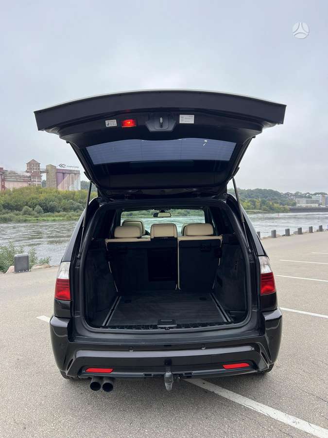 BMW X3 2009 — photo 9