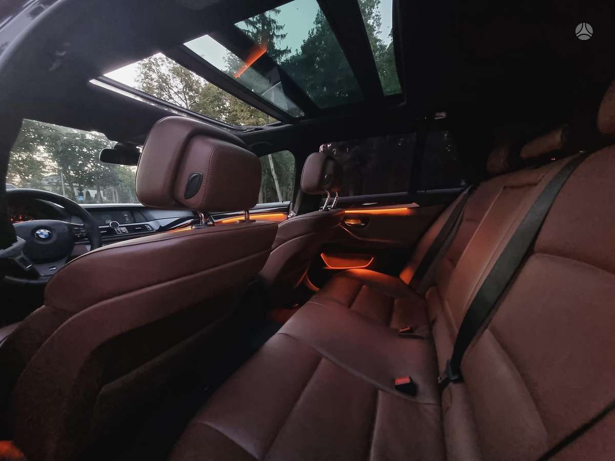 BMW 525 2011 — photo 13