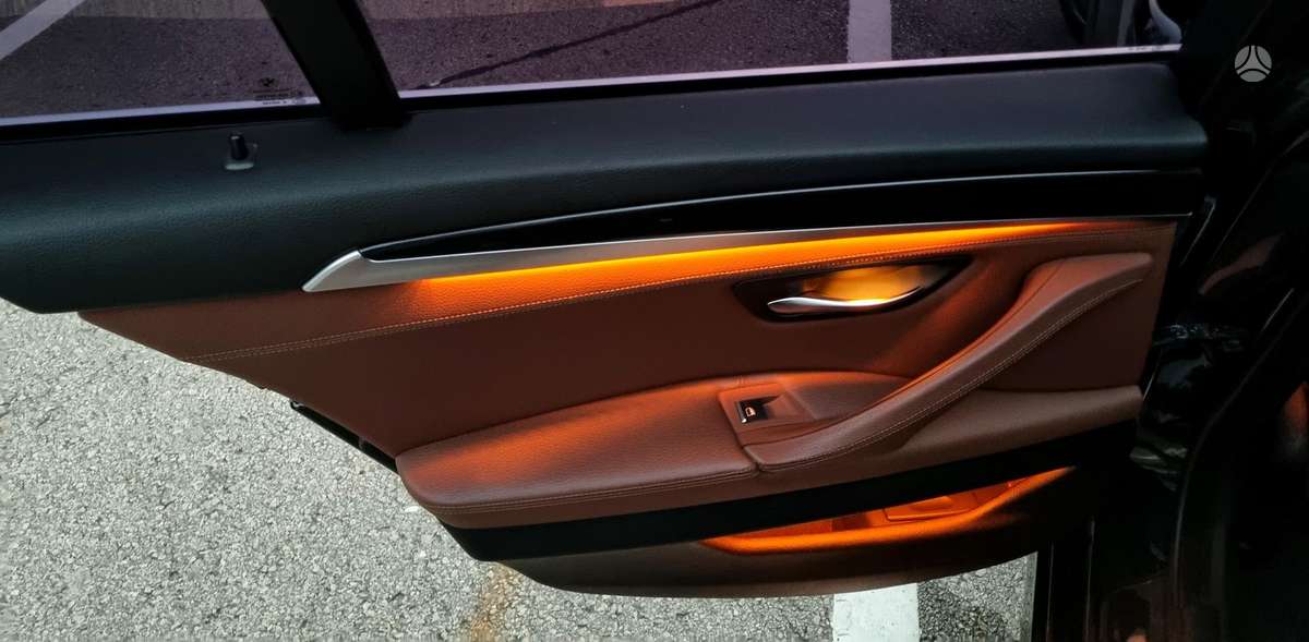 BMW 525 2011 — photo 13