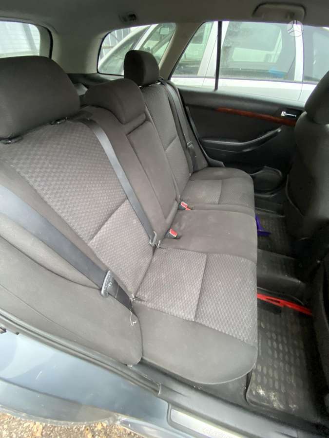 Toyota Avensis 2005 — photo 13