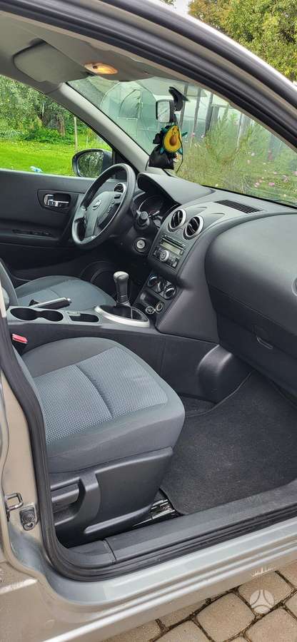 Nissan Qashqai 2011 — photo 7
