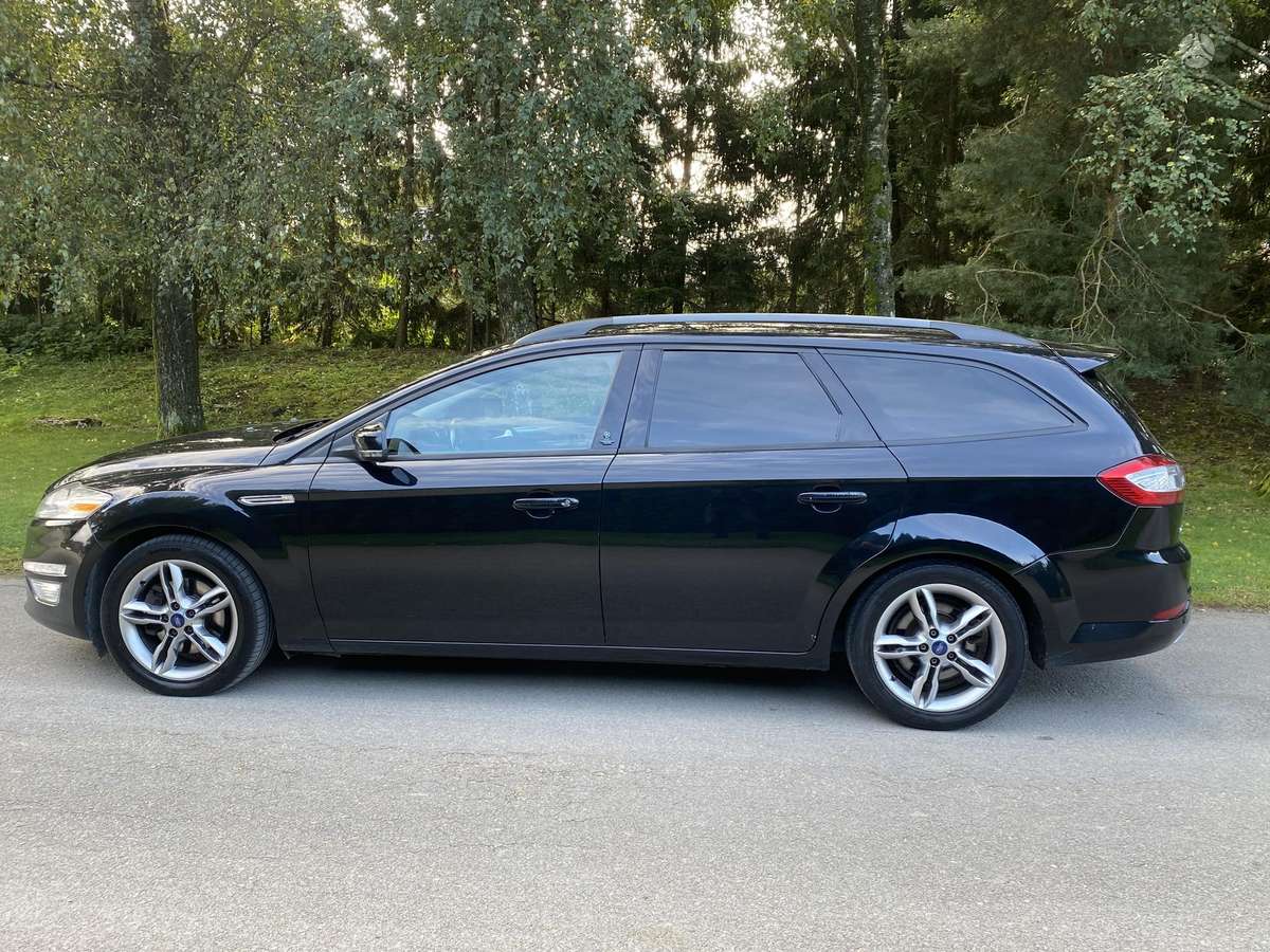 Ford Mondeo 2012 — photo 10