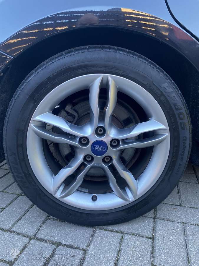 Ford Mondeo 2012 — photo 24