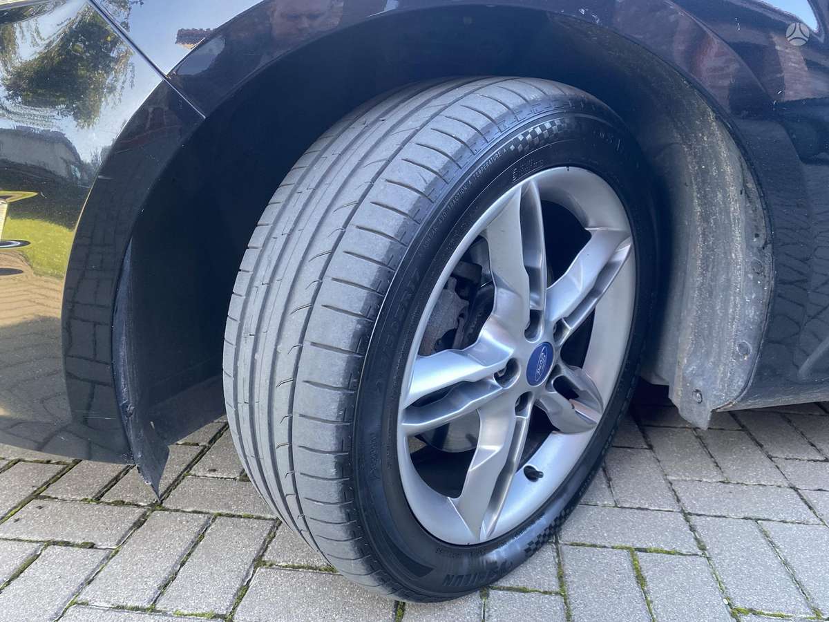 Ford Mondeo 2012 — photo 25