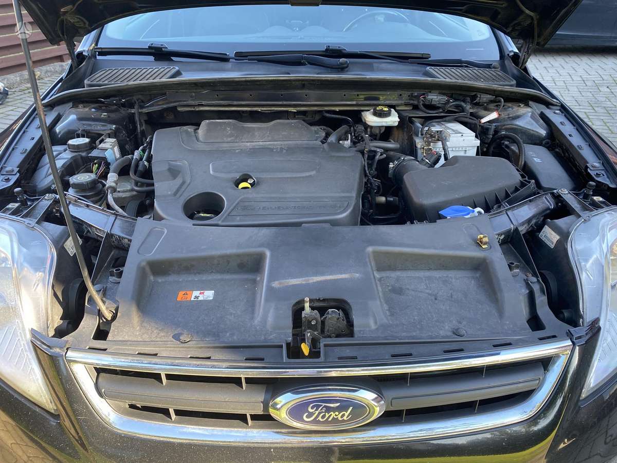 Ford Mondeo 2012 — photo 26