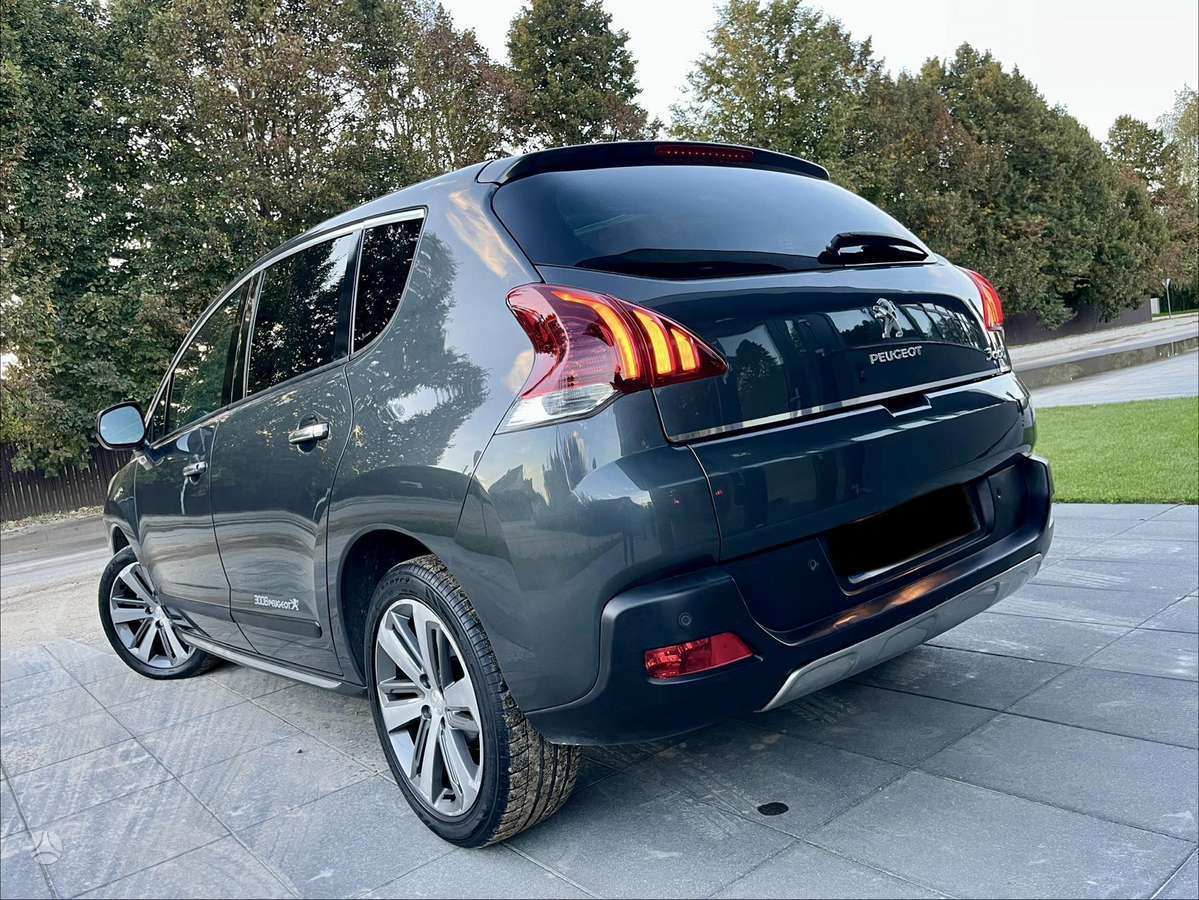 Peugeot 3008 2014 — engine 2000 cm³, 150 HP (110kW)