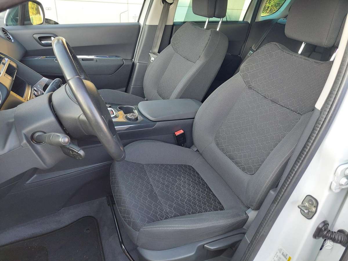 Peugeot 3008 2015 — photo 13