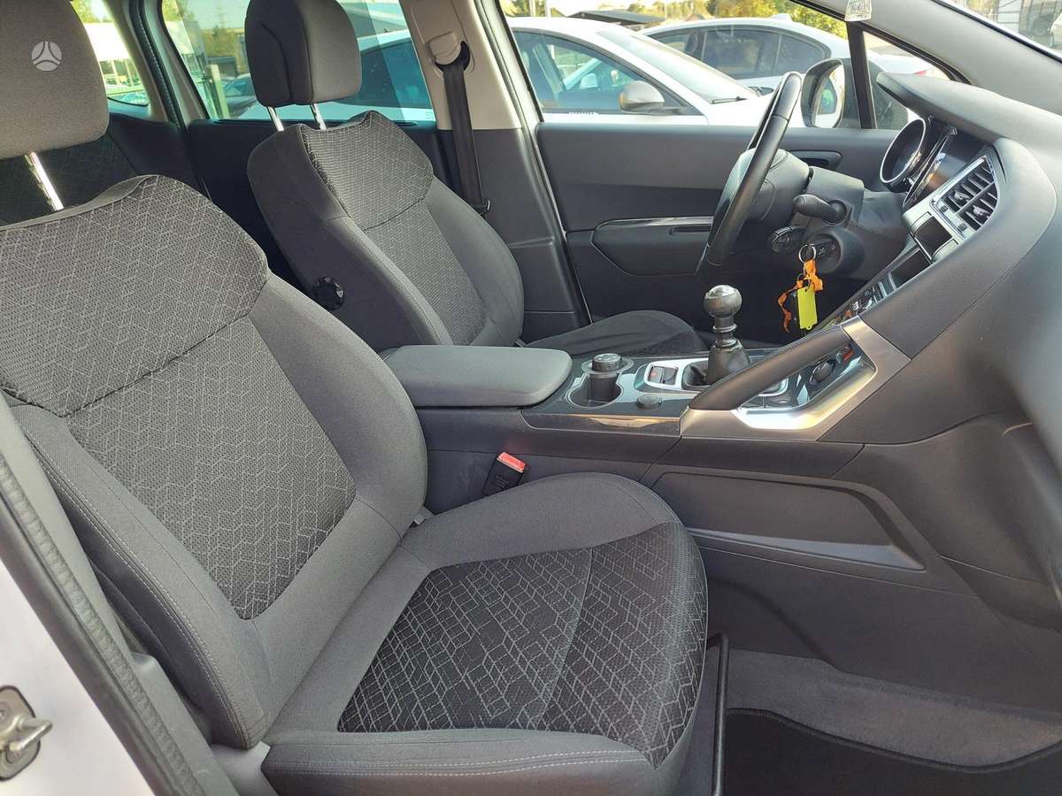 Peugeot 3008 2015 — photo 15