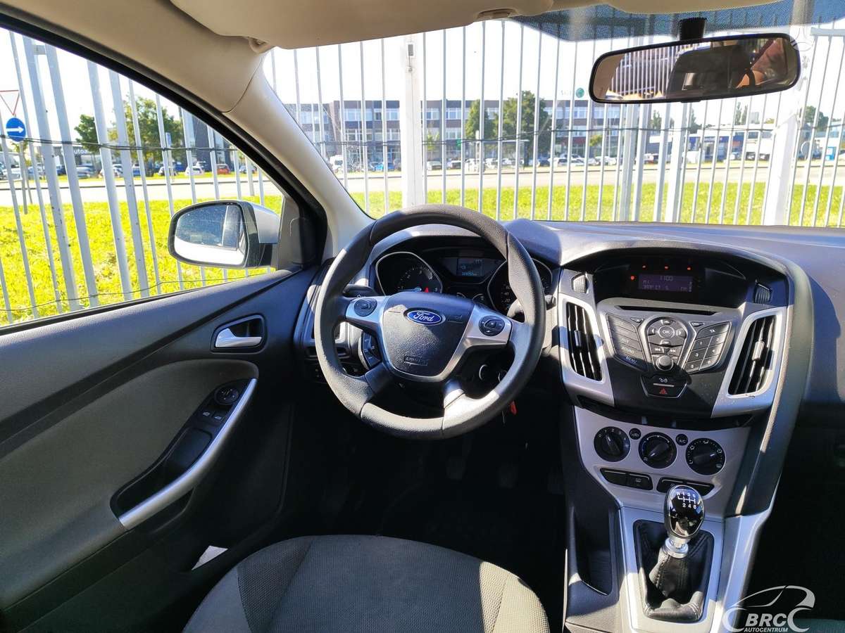 Ford Focus 2012 — engine 1560 cm³, 95 HP (70kW)