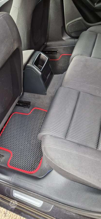 Audi A4 2012 — photo 12