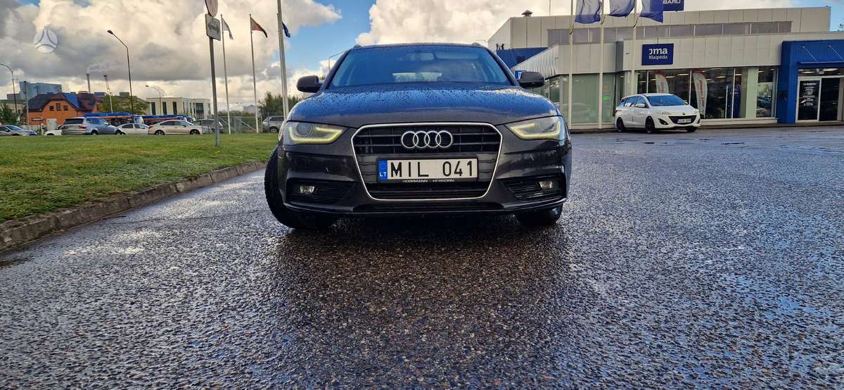 Audi A4 2012 — photo 6