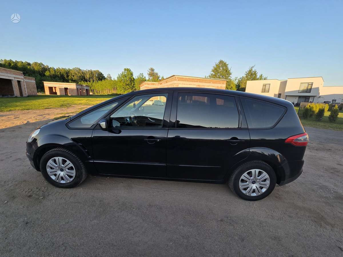 Ford S-MAX 2011 — photo 5