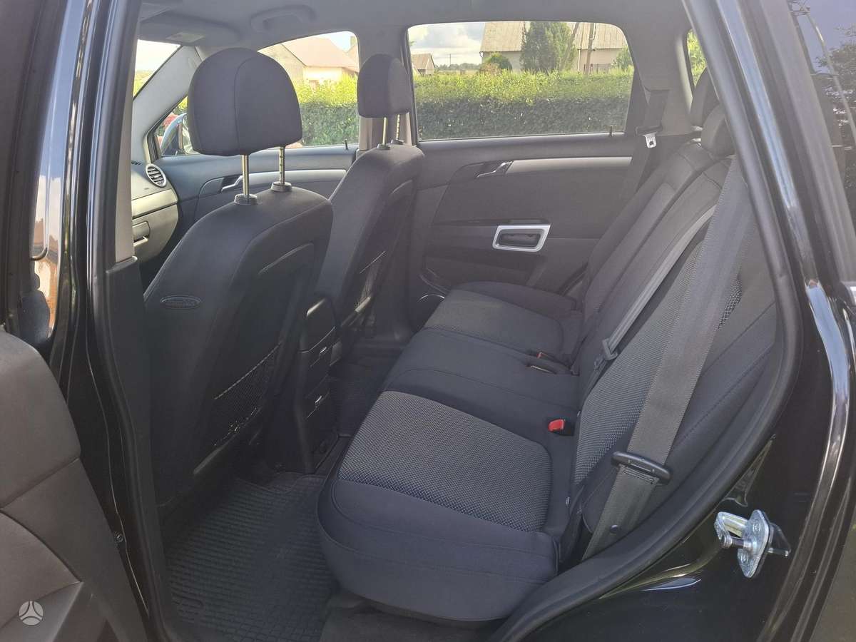 Opel Antara 2009 — photo 9