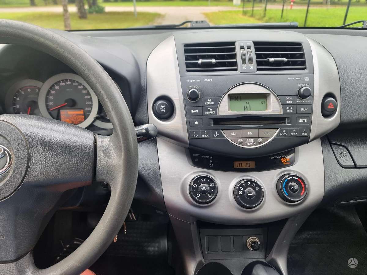 Toyota RAV4 2006 — photo 14