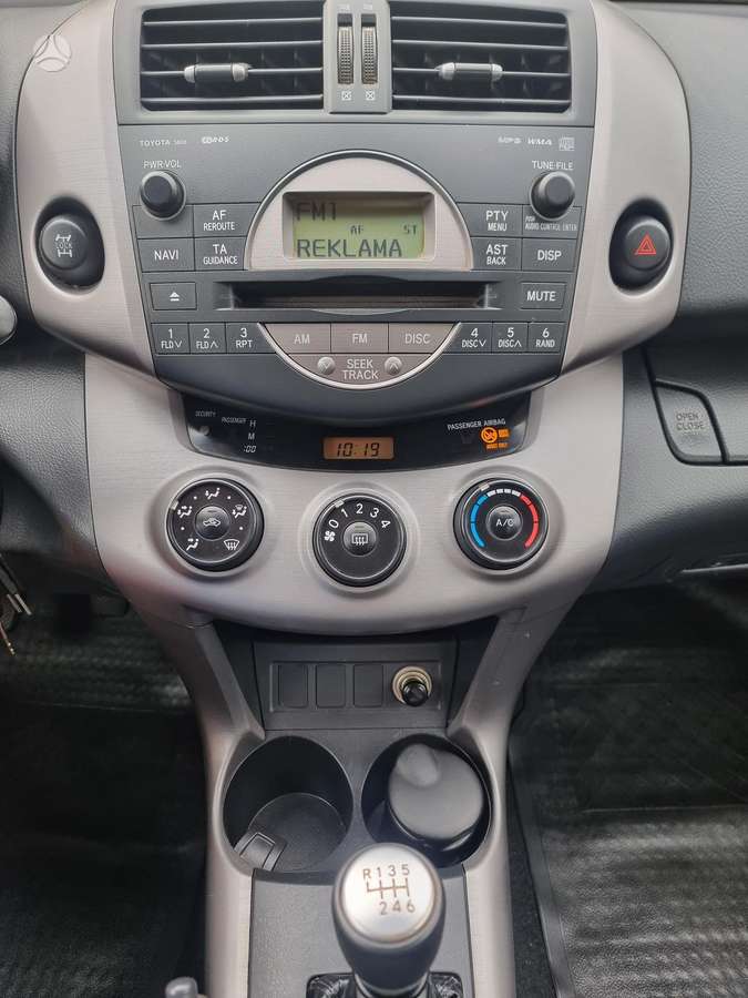 Toyota RAV4 2006 — photo 15