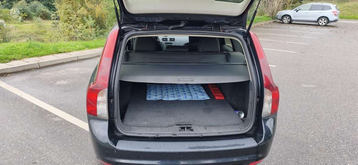 Volvo V50 2008 — photo 10