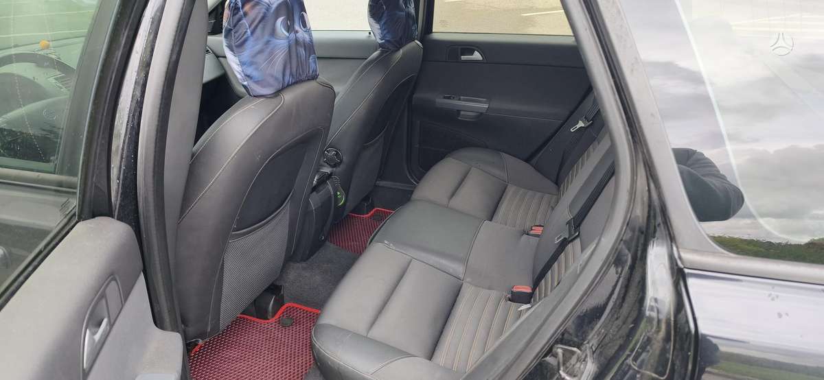 Volvo V50 2008 — photo 9
