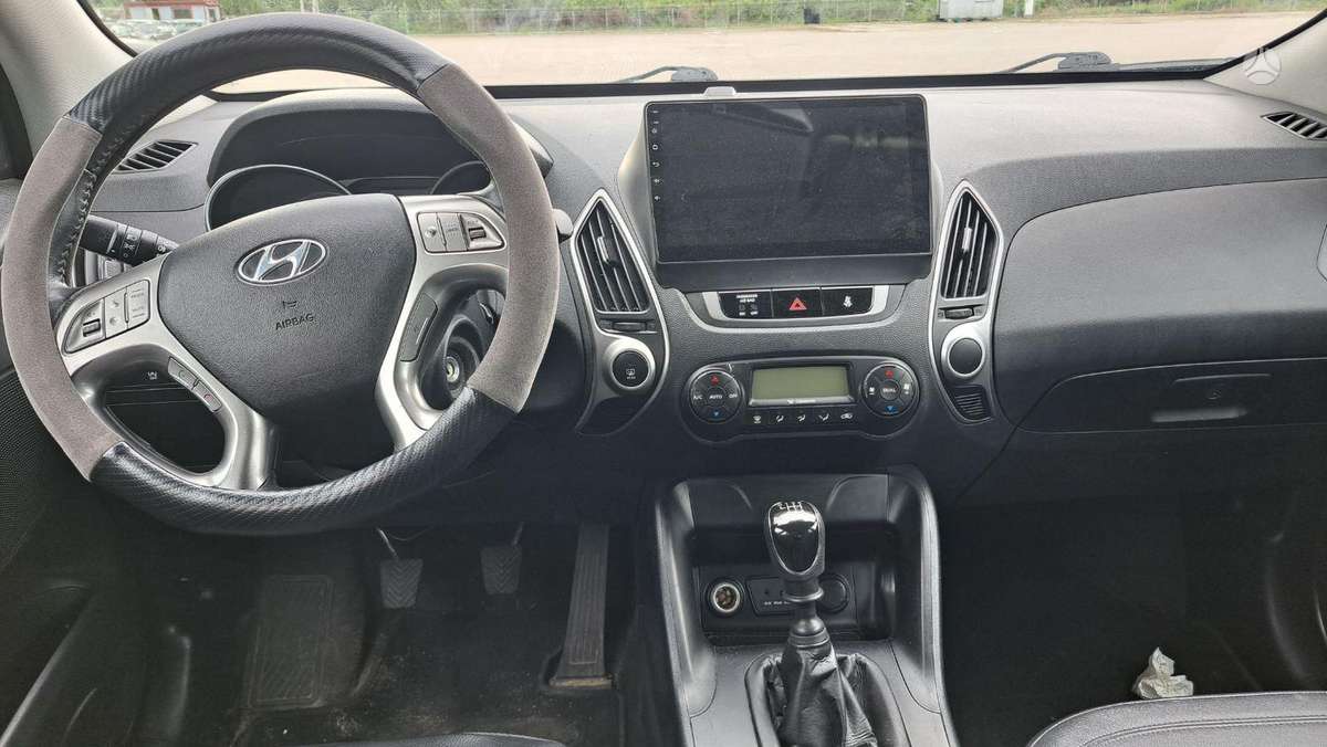 Hyundai ix35 2011 — photo 5