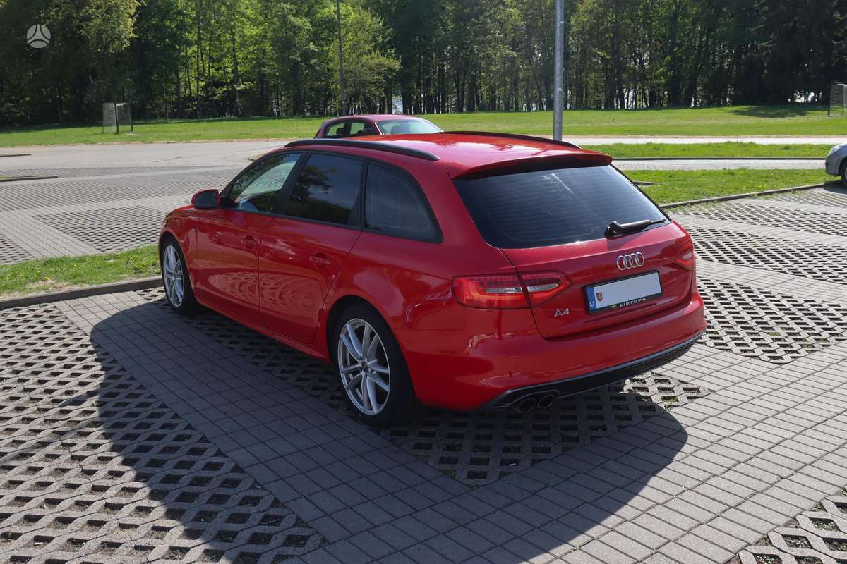 Audi A4 2015 — interior