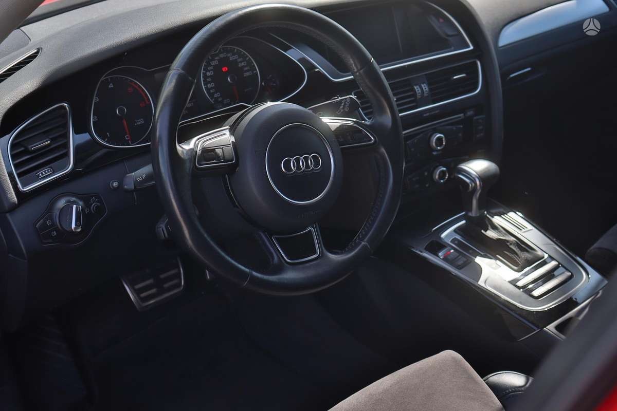 Audi A4 2015 — photo 8