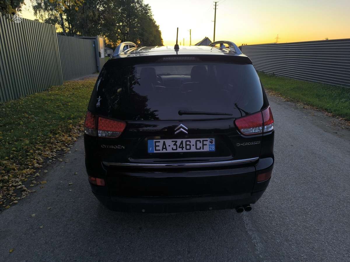 Citroen C-Crosser 2010 — engine 2179 cm³, 156 HP (115kW)